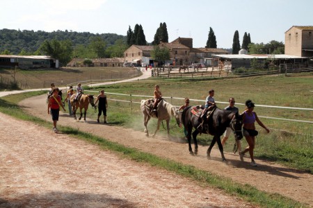 Abbadia di Fiastra (passeggiate a cavallo)